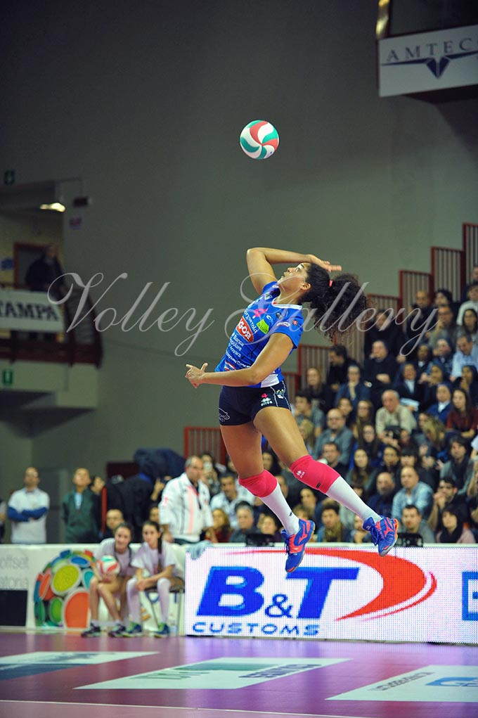 Igor NO-Yamamay (24)